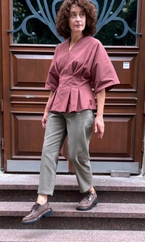 Degintų plytų spalvos palaidinė