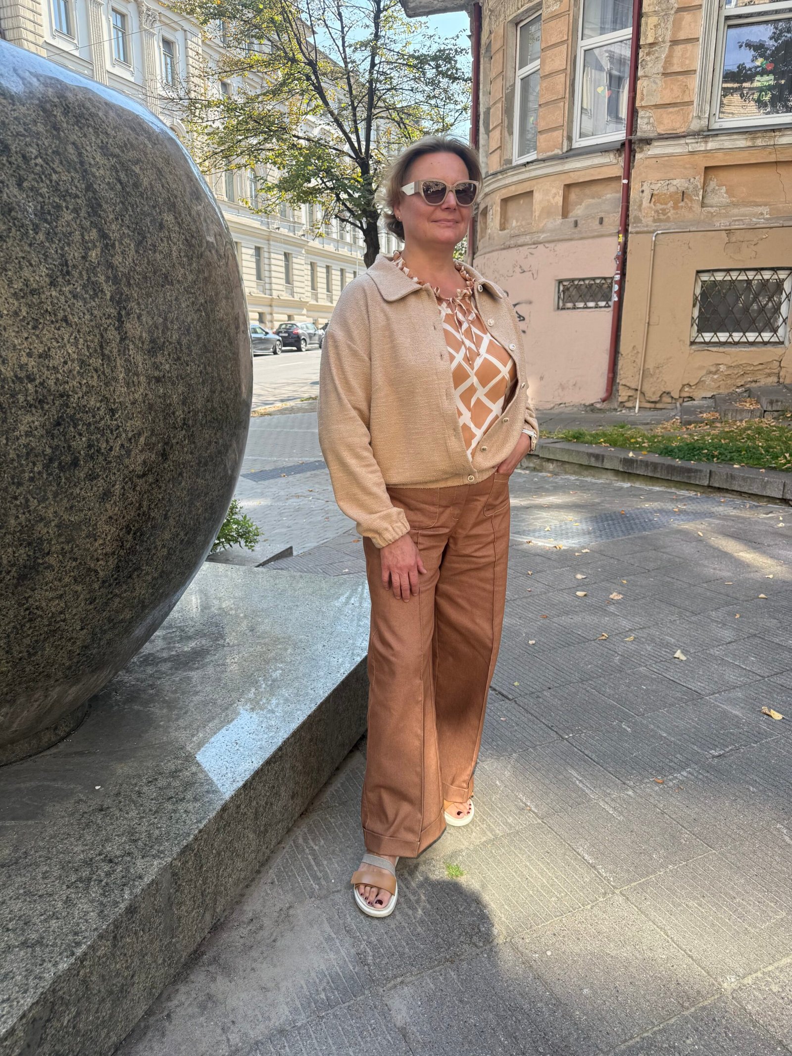 Itališko šilko palaidinė - Image 3