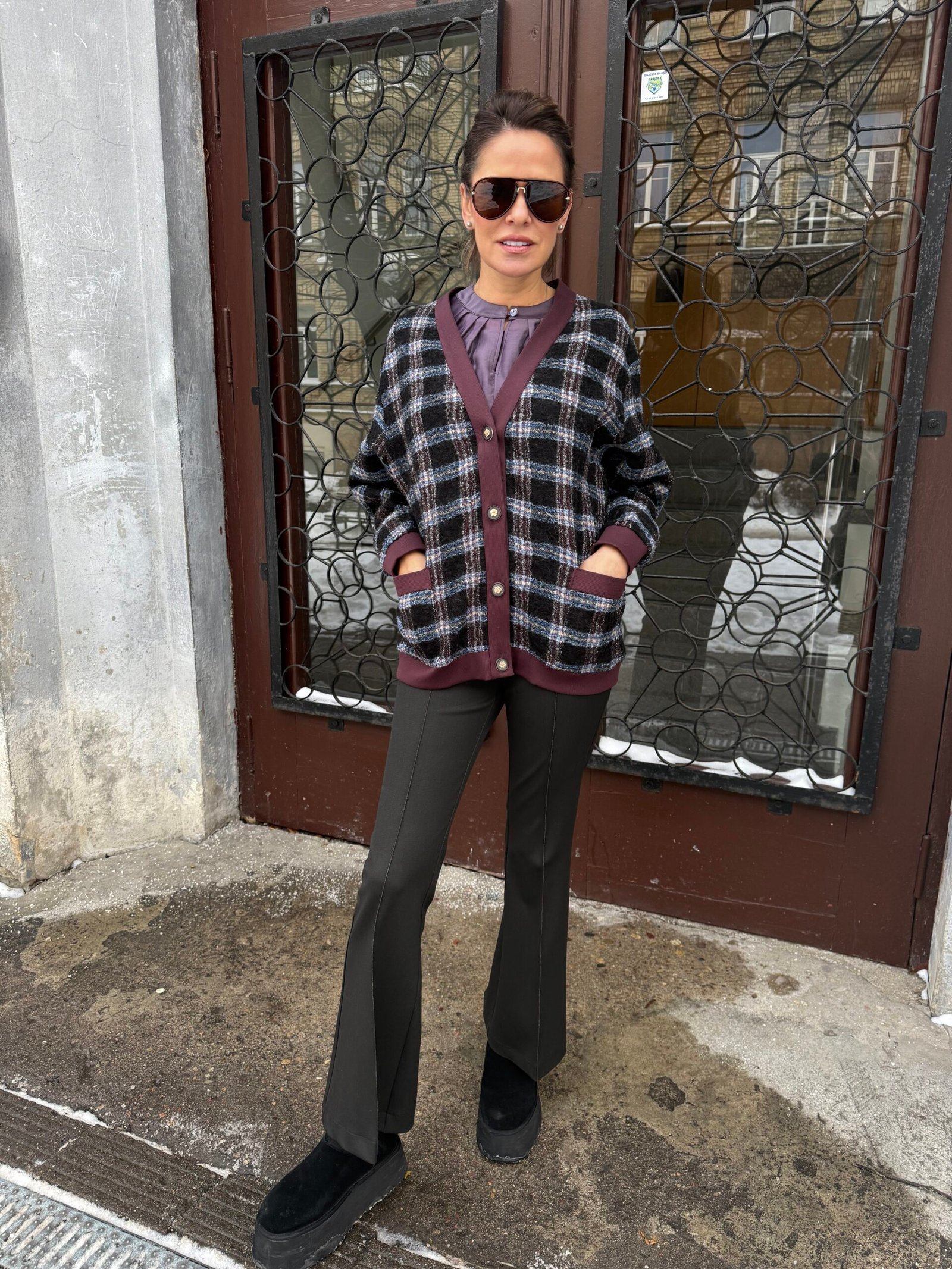 Sendintos juodos spalvos kelnės - džinsai. - Image 6