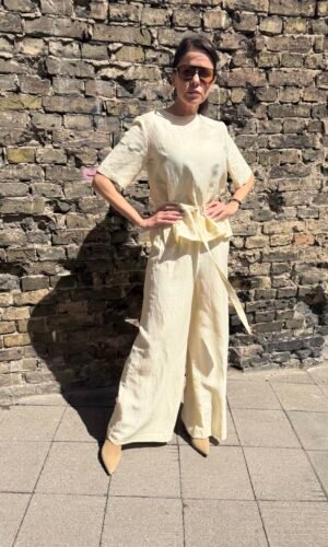 Lininės laisvo kirpimo palaidinė su dirželiu