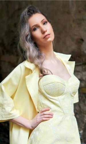 Geltonas raštuotas korsetas moterims