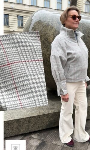 Languota, trumpa vilnos striukė