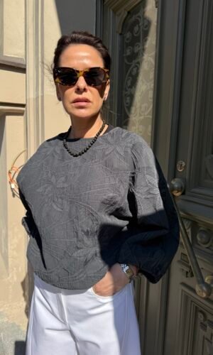 Medvilninė kimono tipo juoda palaidinė